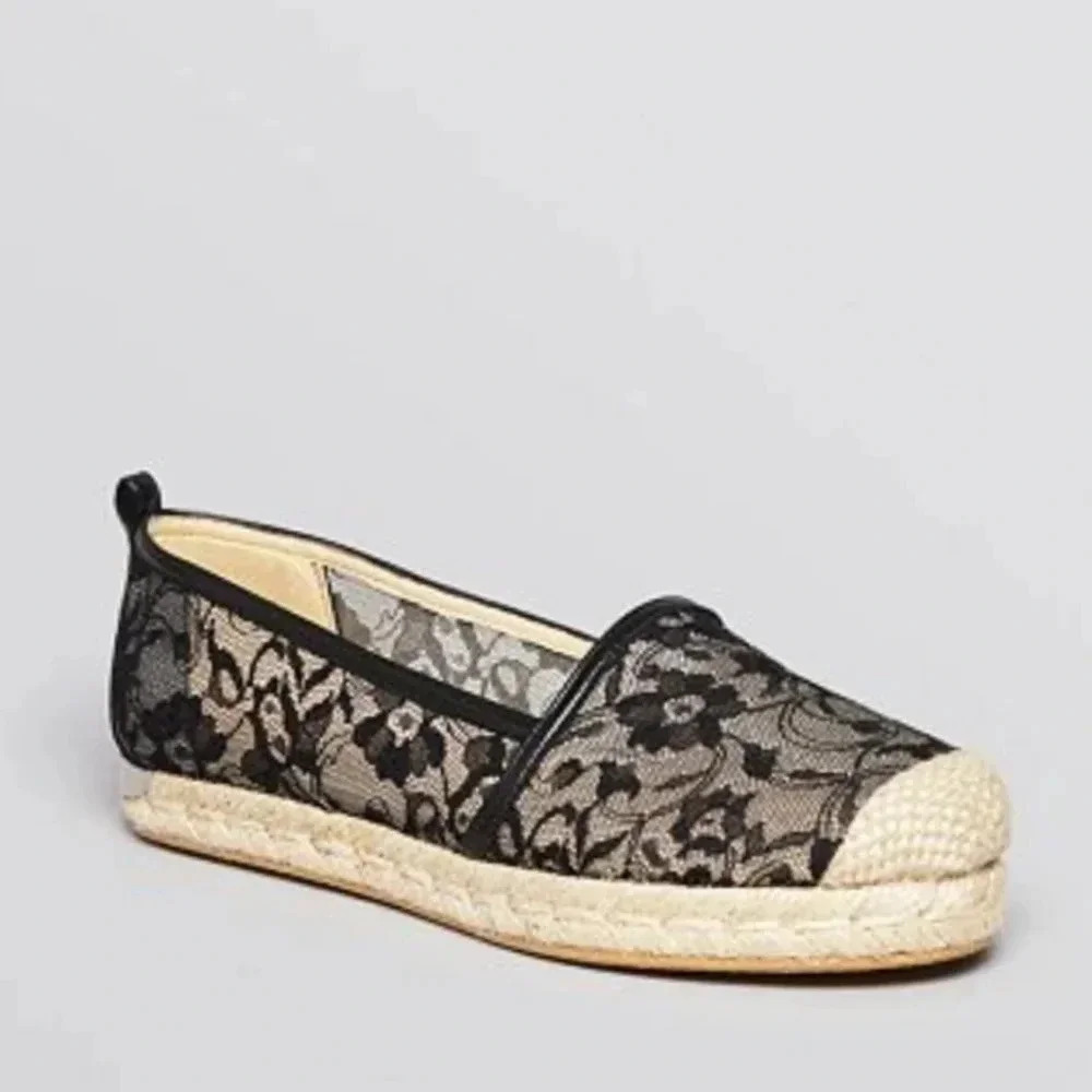 Stuart Weitzman Meshuga Black Lace Espadrille Flats 9N Narrow